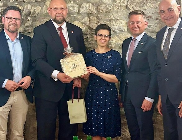 Mehr an Zusammenarbeit bedeutet Mehr an Wohlstand