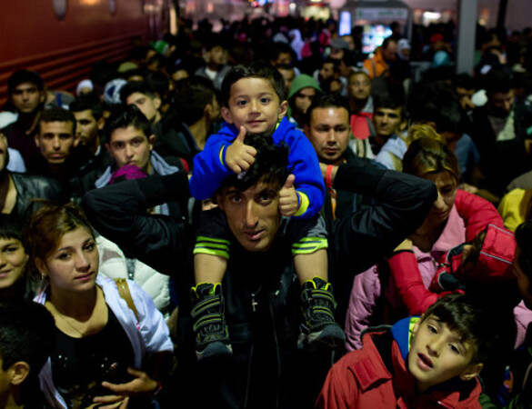 CSU-Staatsregierung lässt Regensburg bei der Asylsozialberatung im Regen stehen