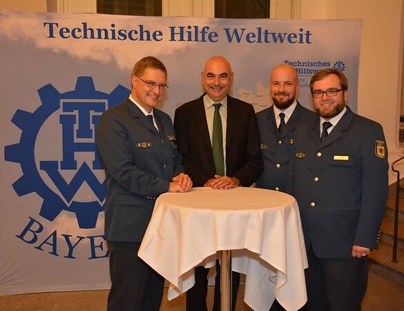 Parlamentarischer Abend des Technischen Hilfswerks