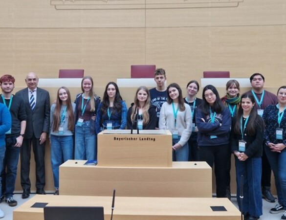 „Demokratie braucht junge Menschen, die sich einsetzen.“