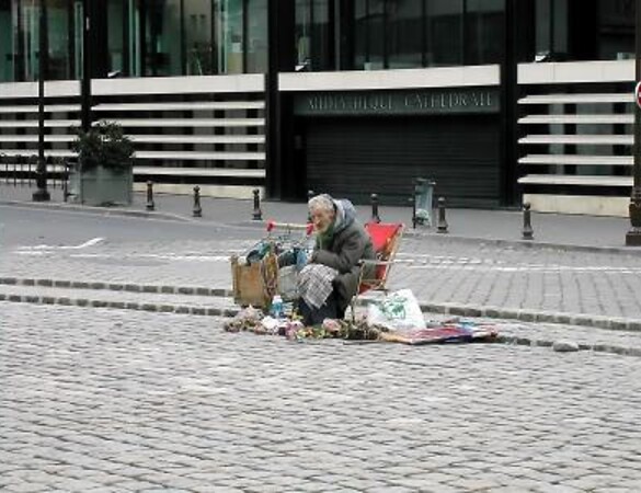 Schlanke Strukturen und schnelle Hilfe statt fetter Gremien