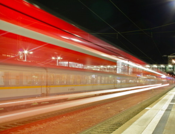Umsetzung für attraktiven Schienennahverkehr im Raum Regensburg in weiter Ferne