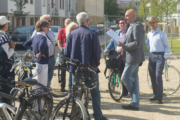 Grüne wohnungspolitische Radtour