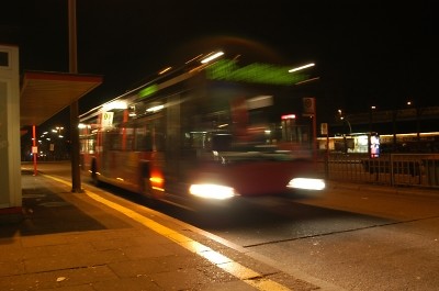 Grün wirkt: Regensburger Nachtbus fährt zum ersten Mal