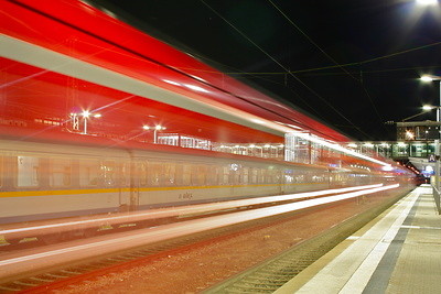 Umsetzung für attraktiven Schienennahverkehr im Raum Regensburg in weiter Ferne