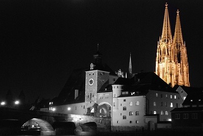 Die „steinerne Stadt" Regensburg wird aufgepolstert