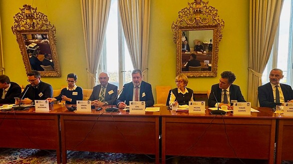 Perspektiven für eine moderne und belastbare Partnerschaft