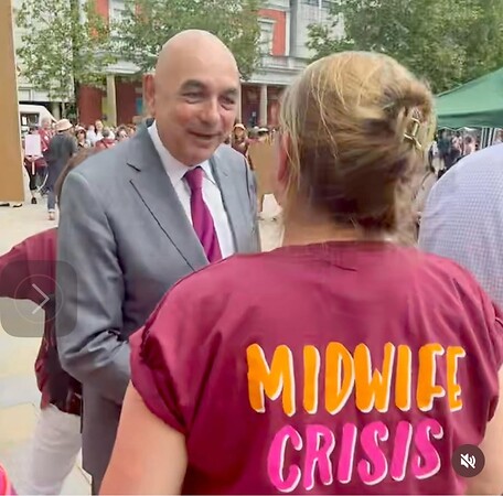 Hebammen verdienen Respekt. Sie verdienen Sicherheit. Und sie verdienen Gerechtigkeit